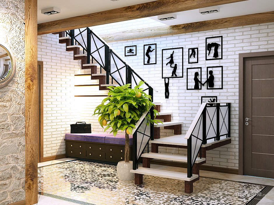 Декорирование стен на лестнице