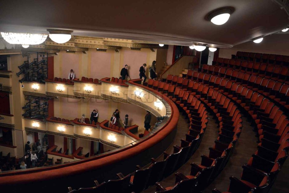 Театр оперы и балета Сыктывкар зал
