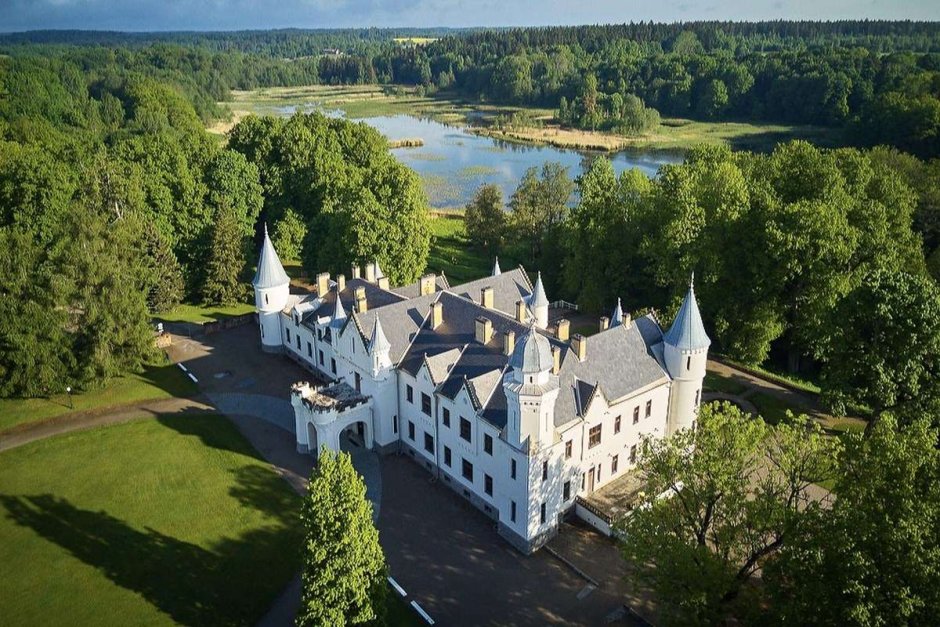 Дворец в Эстонии