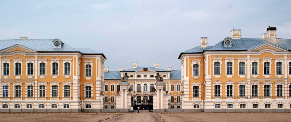 Рундальский дворец Растрелли