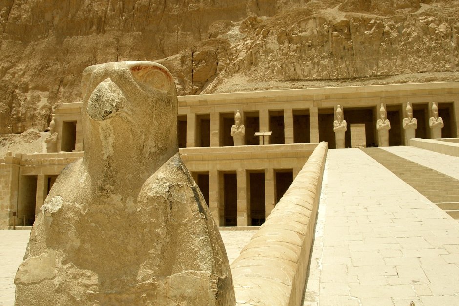 Луксор храм Хатшепсут внутри