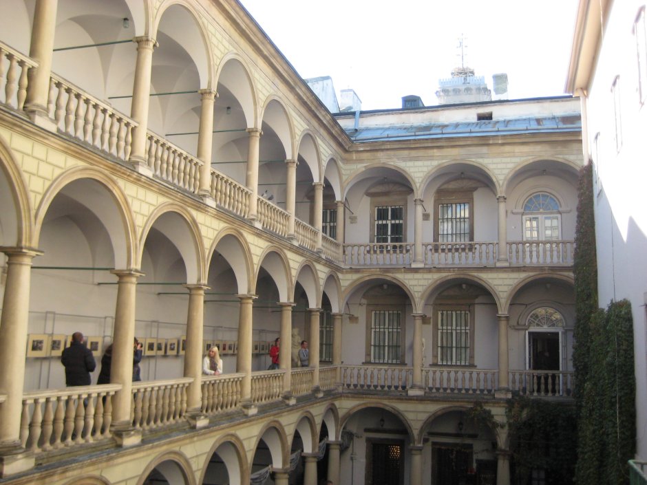 Дворец Корнякта Львов