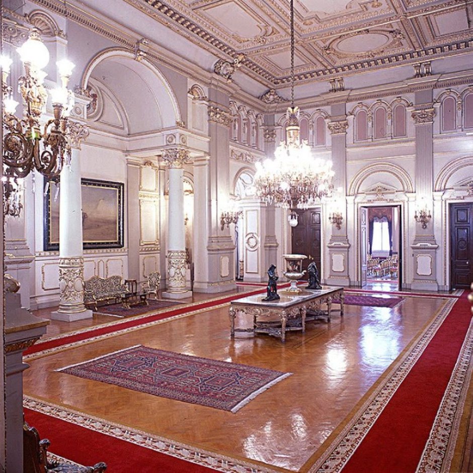 Дворец-музей Абдин