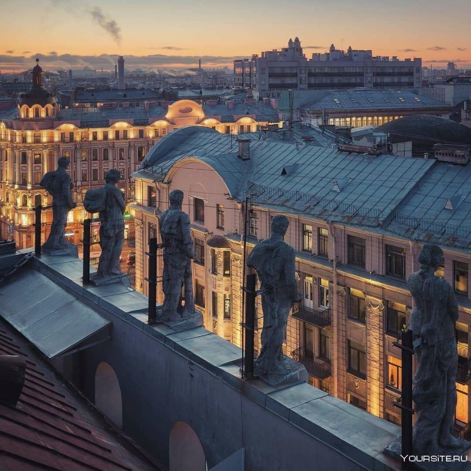 Вид с крыши Питер на Петроградке