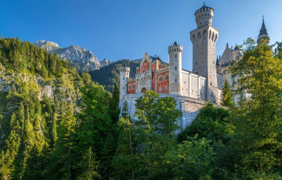 Нойшванштайн баварский замок