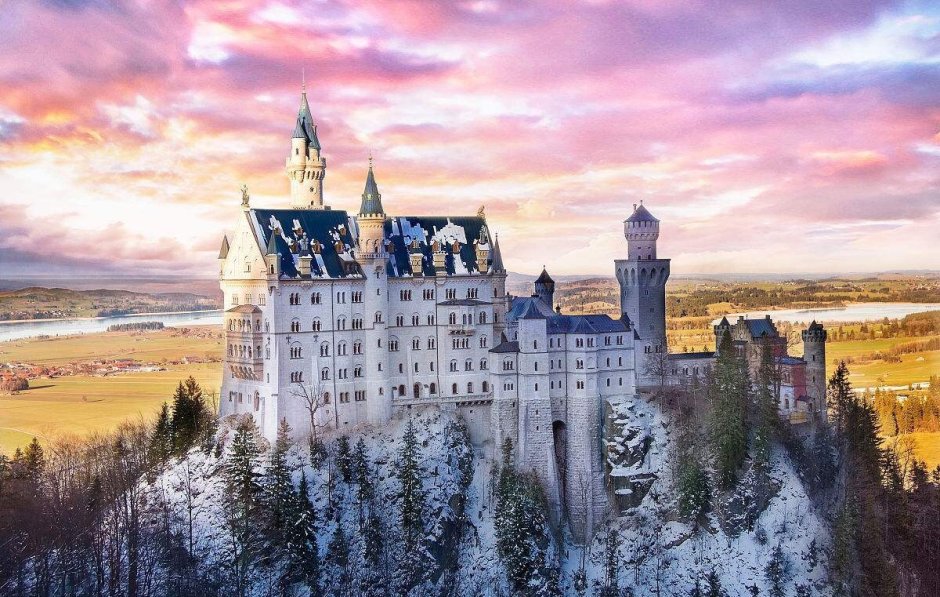 Замок в Баварии Нойшванштайн Дисней