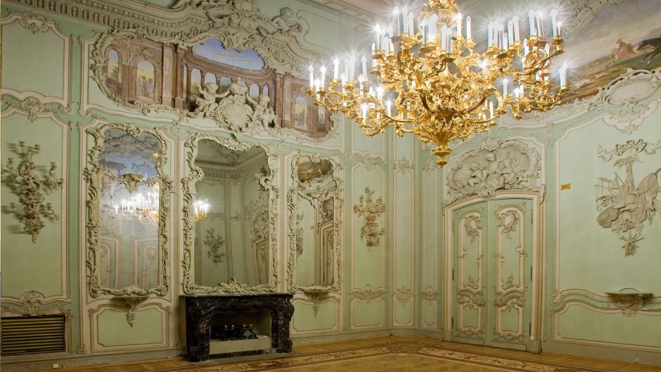 Белый зал дворца Горчакова