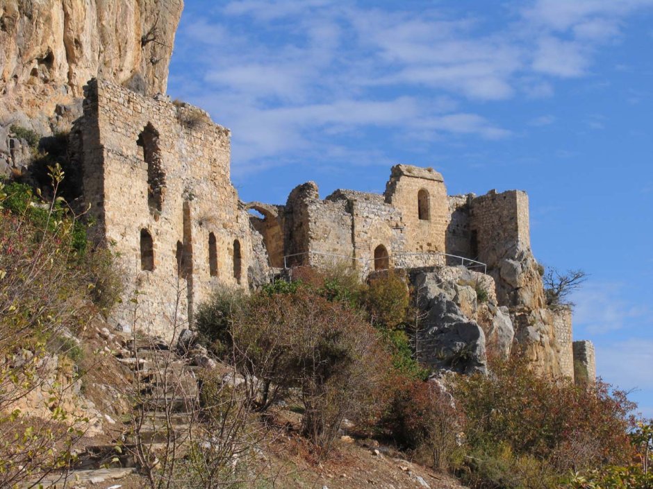 Замок Воуни Кипр