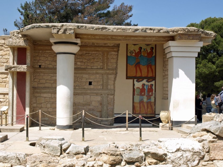 Кносский дворец Крит колонны