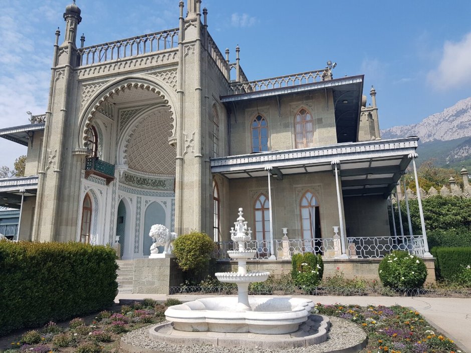 Воронцовский дворец в Алупке