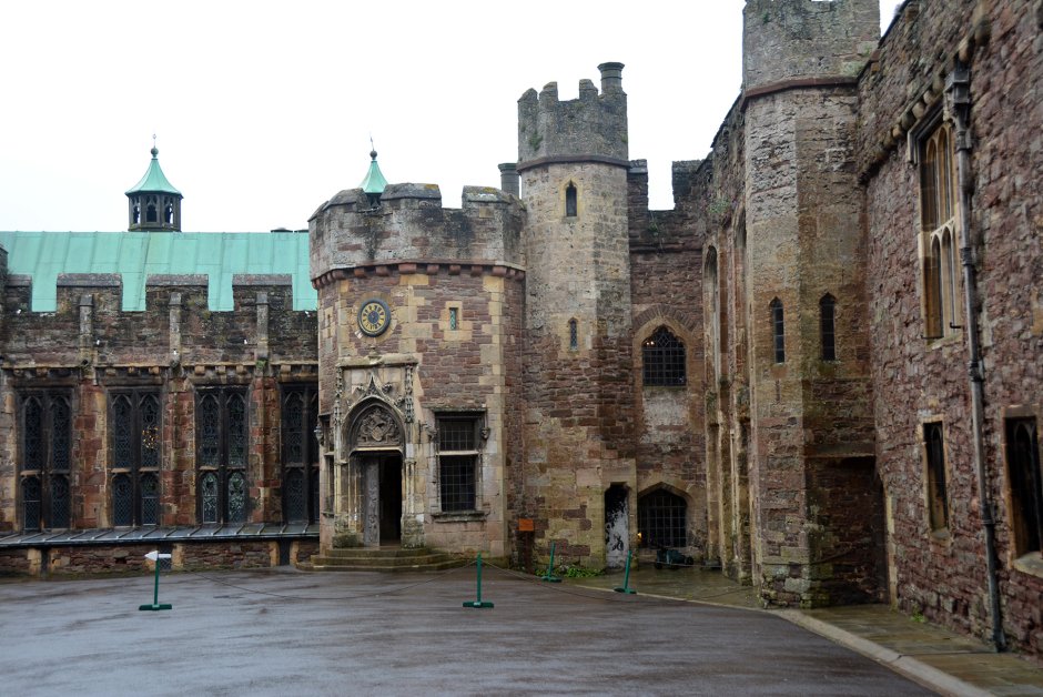 Замок-отель Amberley Castle