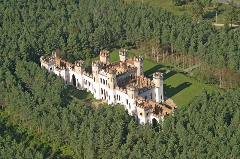 Замок Пусловских в Коссово