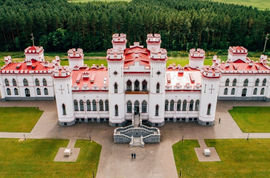 Дворец Пусловских в Коссово Беларусь