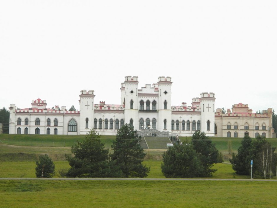 Дворец Пусловских Белоруссии внутри
