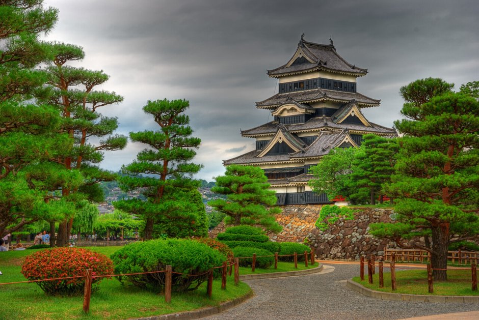Замок Инуяма Япония