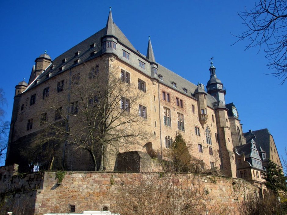 Замок Rauischholzhausen