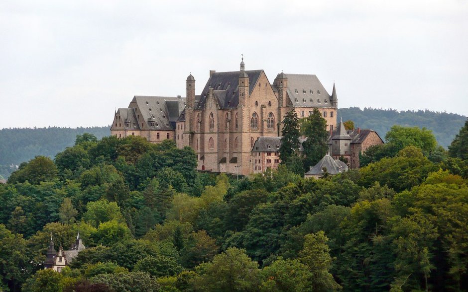Замок Марбург Германия