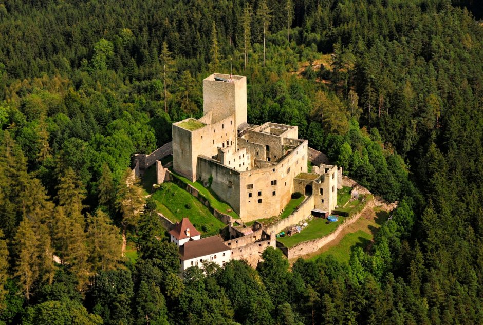 Замок Чехии Ландштейн