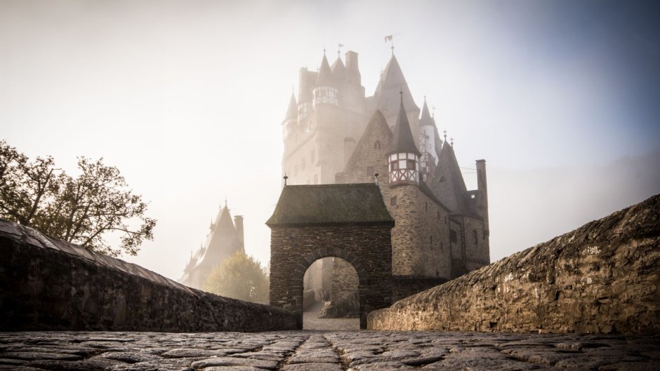 Cobblestone замок