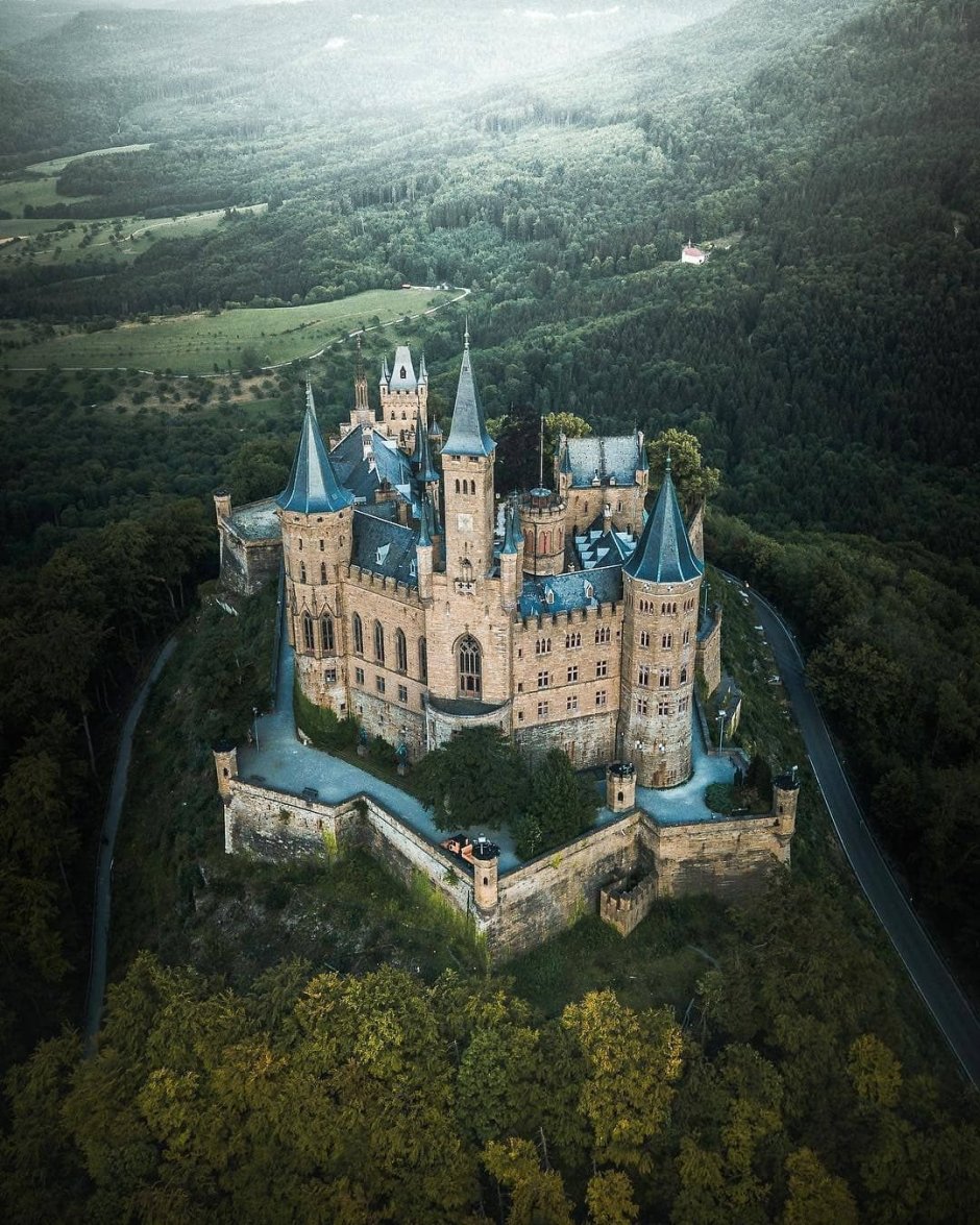 Замок Гогенцоллерн (Burg Hohenzollern)