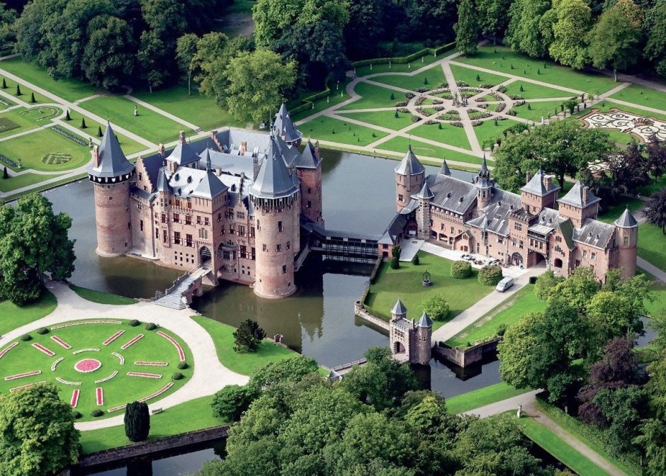 Нидерланды замки пруд de haar Castle