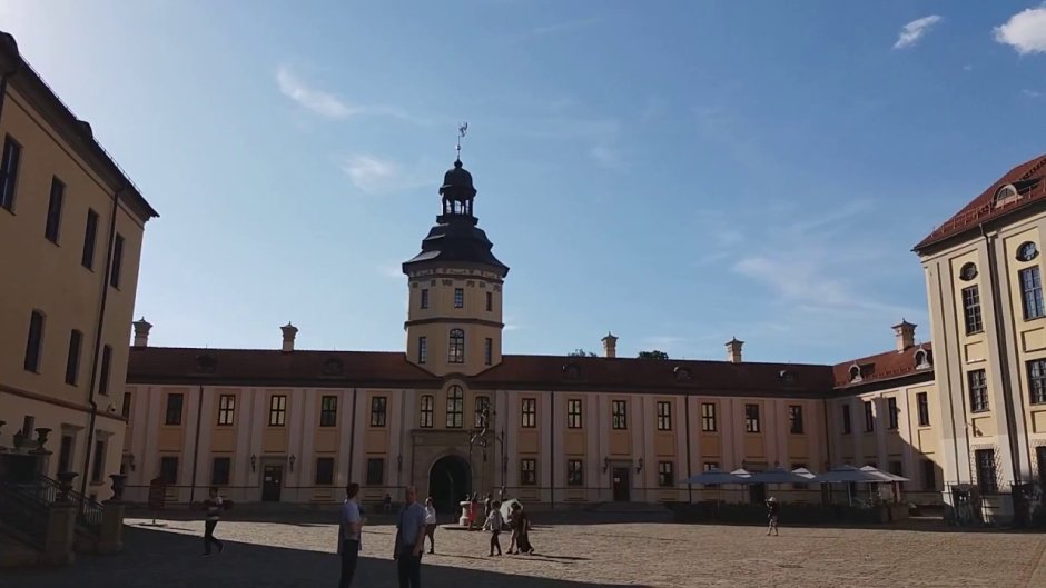 Дворцы Радзивиллов в Польше