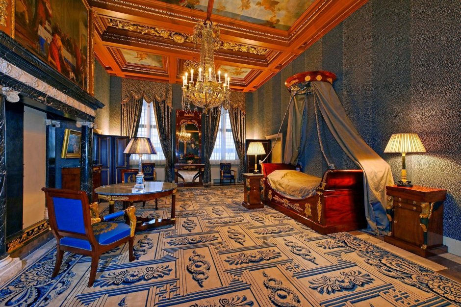 Королевский дворец Нидерланды пол