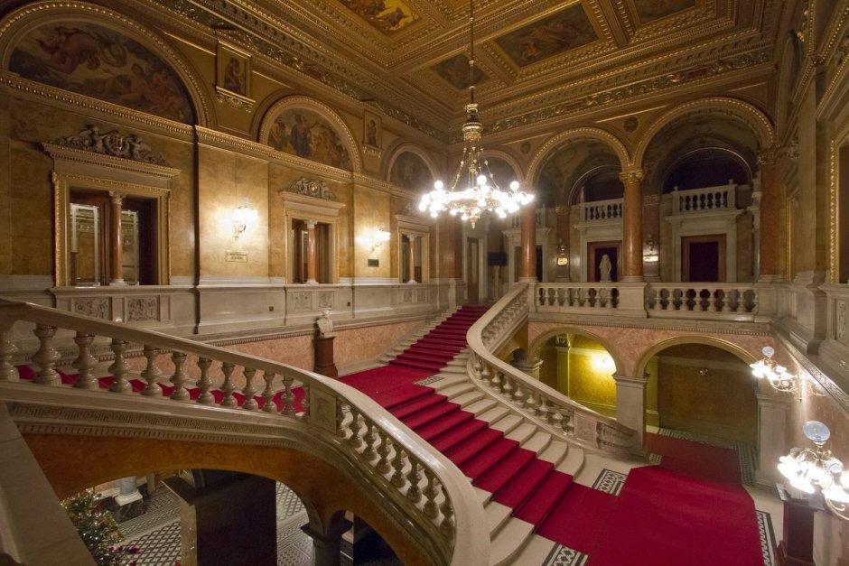Зал оперы Будапешт