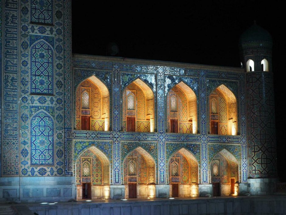 Масджид Узбекистан фасады