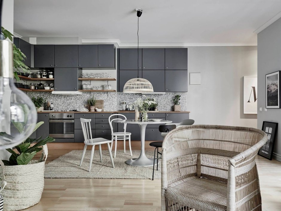Серая кухня гостиная в скандинавском стиле