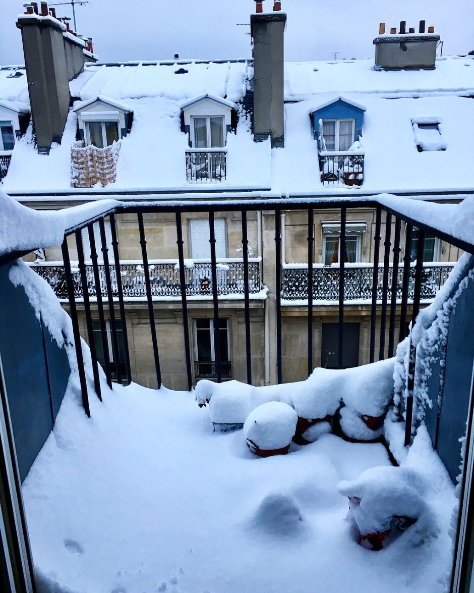 Зимний балкон