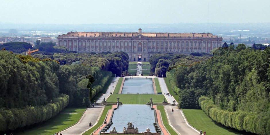 Неаполь дворец Казерта