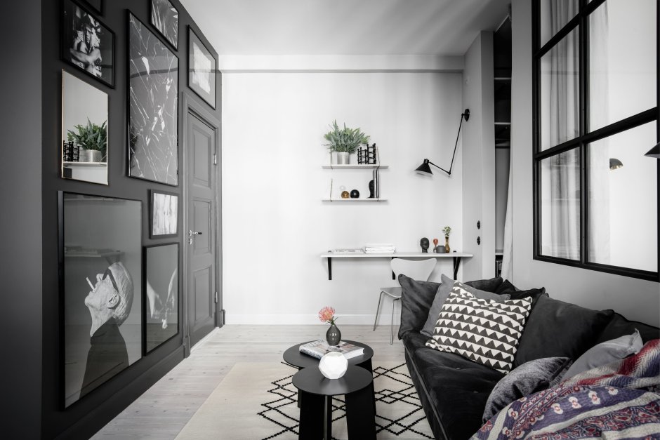 Черно-белый интерьер маленькой квартиры