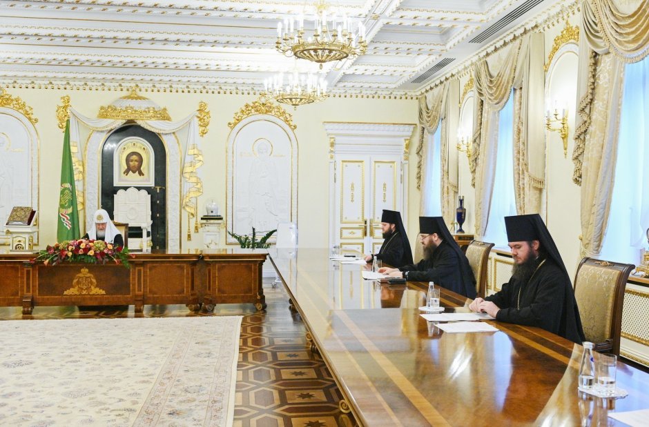 Патриарх Кирилл Бердиев в Кремлевском зале