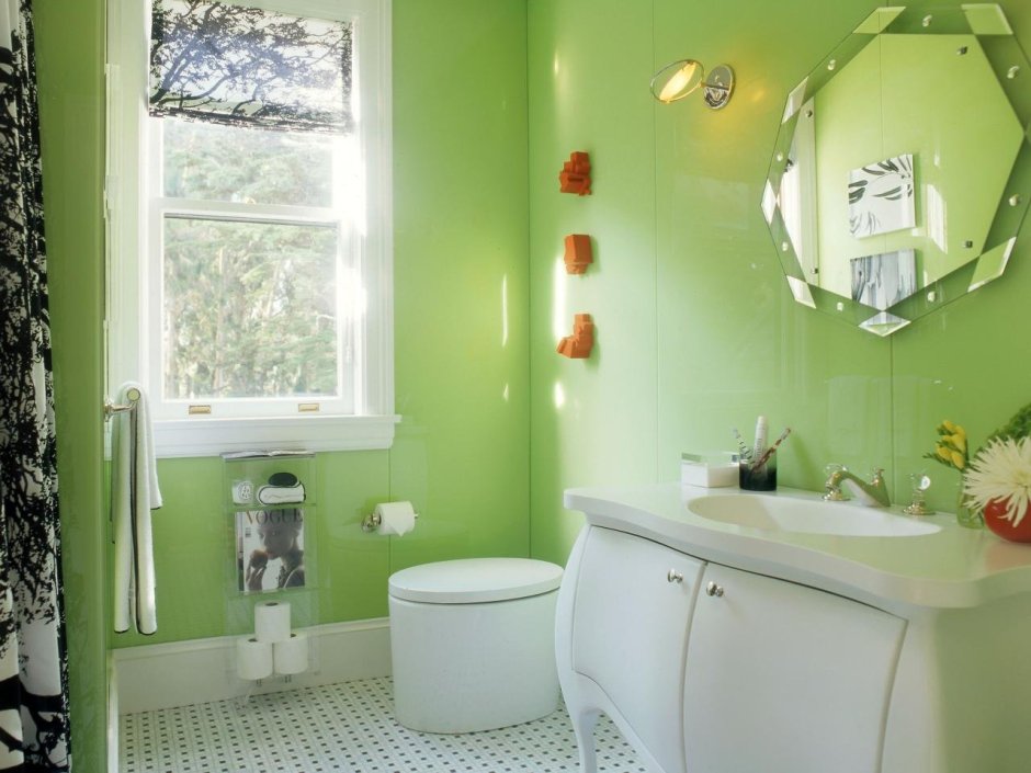 Стильная зеленая ванна в частном доме