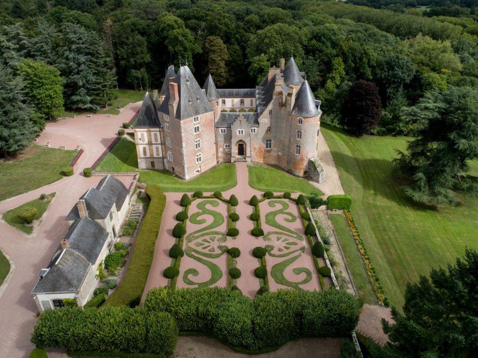 Замок Бланкафорт Франция