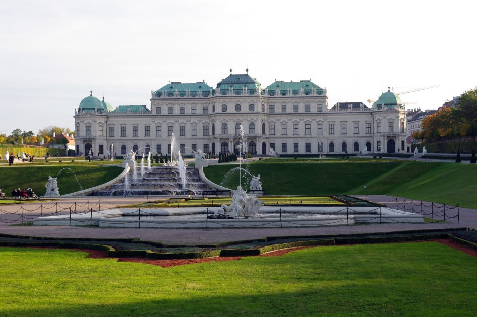 Бельведерский дворец в Вене