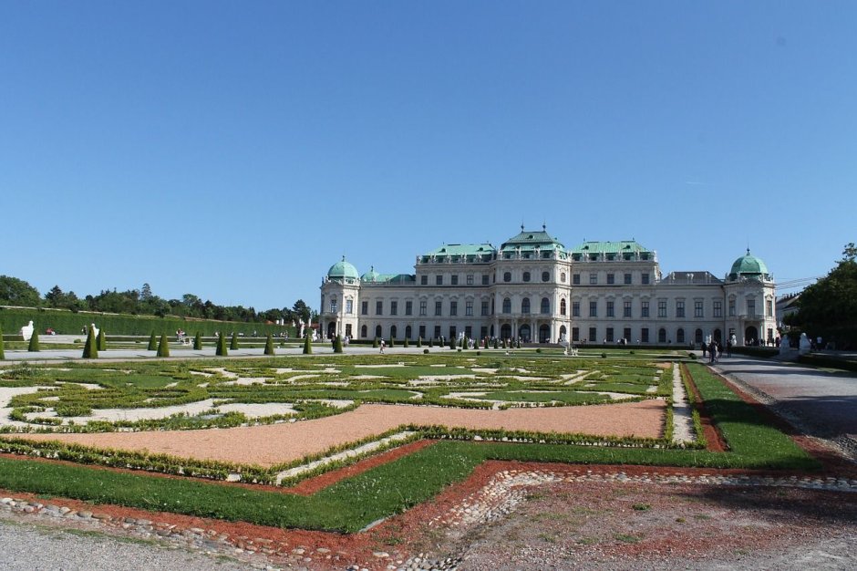 Замок Бельведер Вена