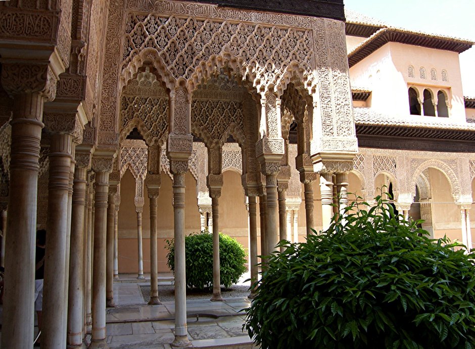 Мавританский дворец Альгамбра интерьер