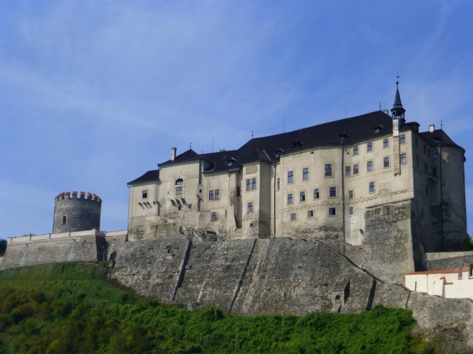 Штернберг замок Чехия спальня интерьер