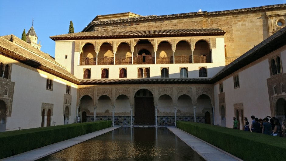 Museo de Bellas Artes de Granada Альгамбра