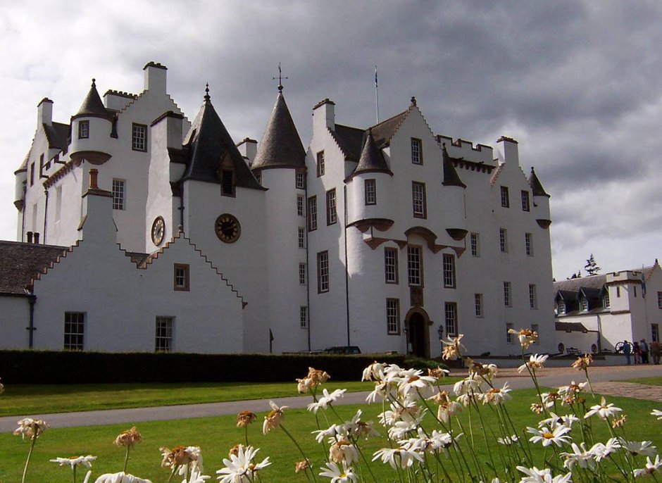 Замок «хатингтауэр» в Перте Шотландия
