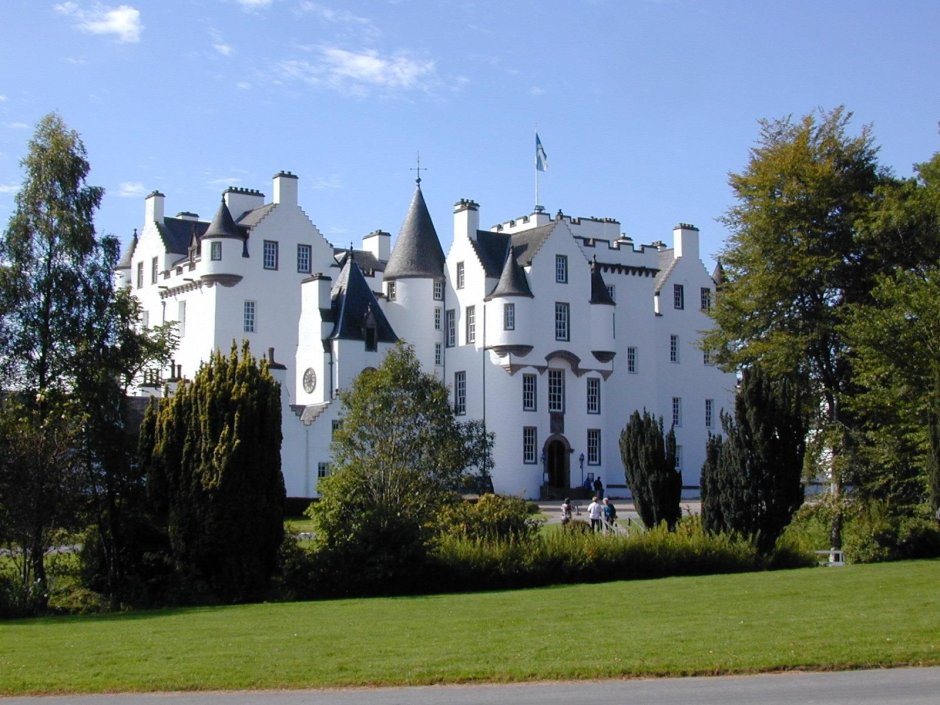 Замок Aberuchill Castle