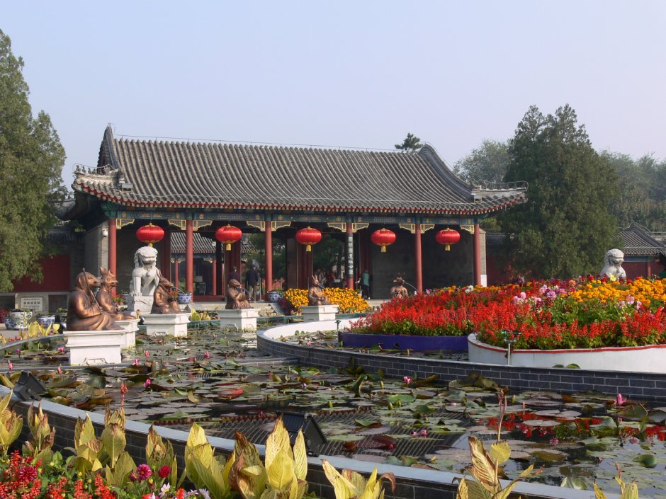 Парк Бэйхай в Пекине