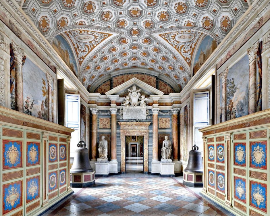 Ватиканская библиотека (Vatican Library)