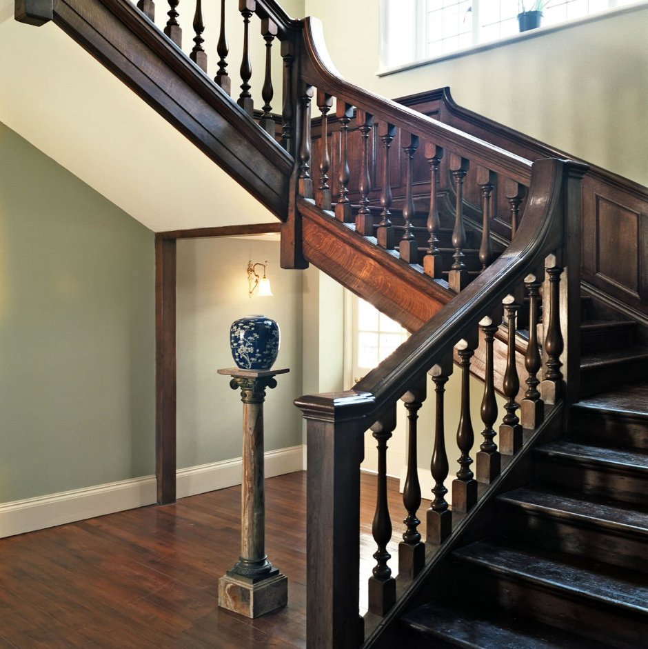 Деревянные ограждения для лестниц в частном доме