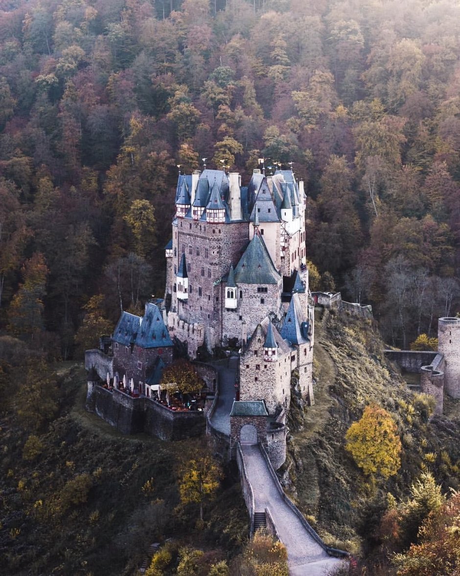 Замок в германии на горе