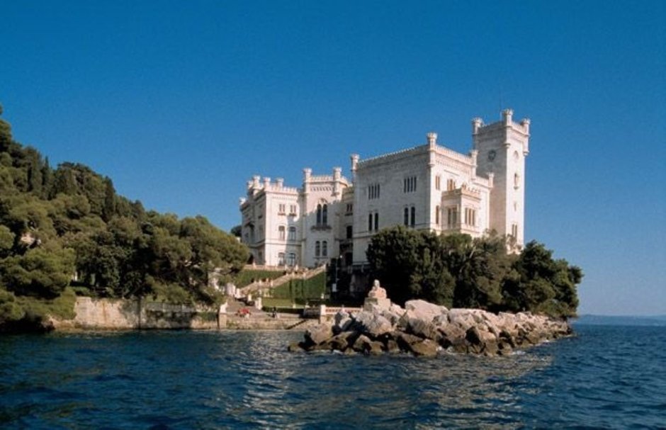 Италия Trieste Castle Miramar