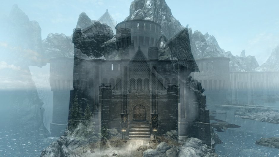 Двор замка Волкихар