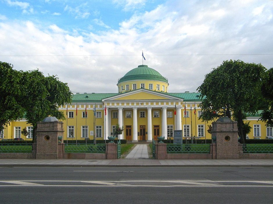 Таврический дворец в Санкт-Петербурге залы